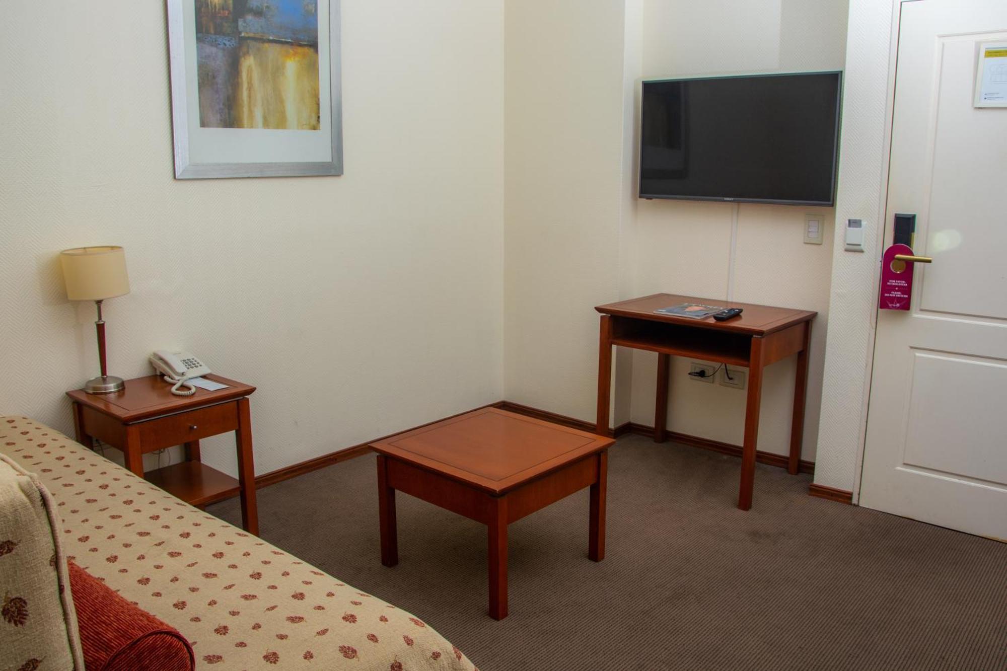 Junior Suite,1608305182:JPEG